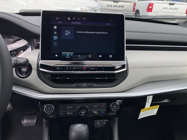 new 2025 Jeep Compass car, priced at $33,435