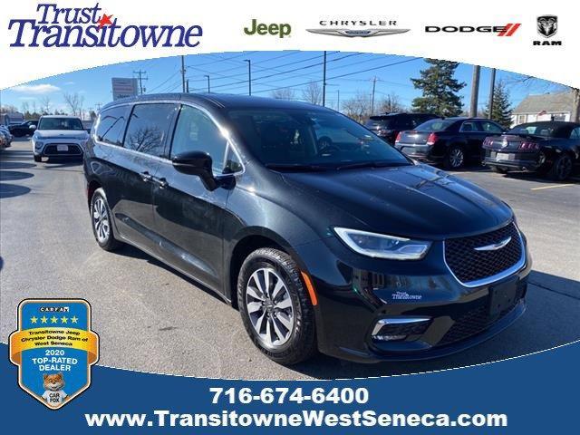 used 2022 Chrysler Pacifica Hybrid car, priced at $24,449