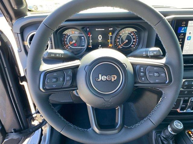 new 2025 Jeep Gladiator car, priced at $50,065