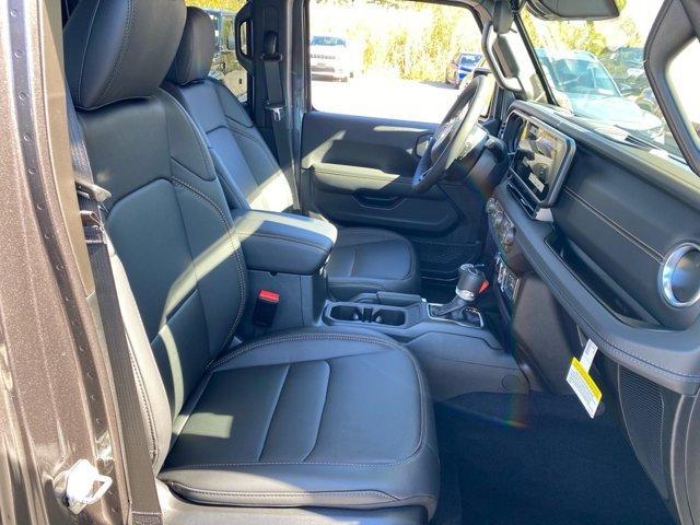 new 2025 Jeep Gladiator car, priced at $50,065