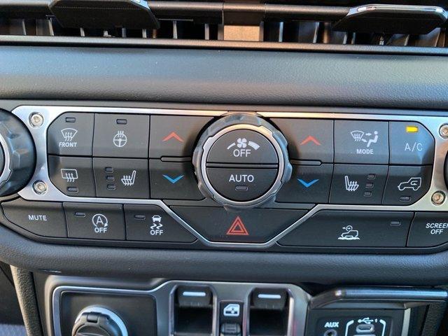 new 2025 Jeep Gladiator car, priced at $50,065