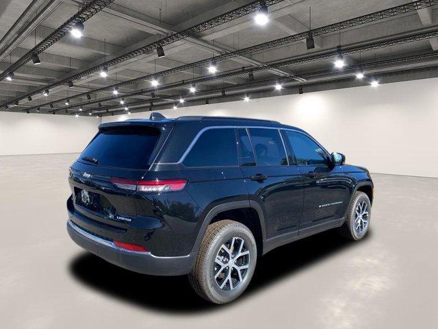 new 2025 Jeep Grand Cherokee car, priced at $45,245
