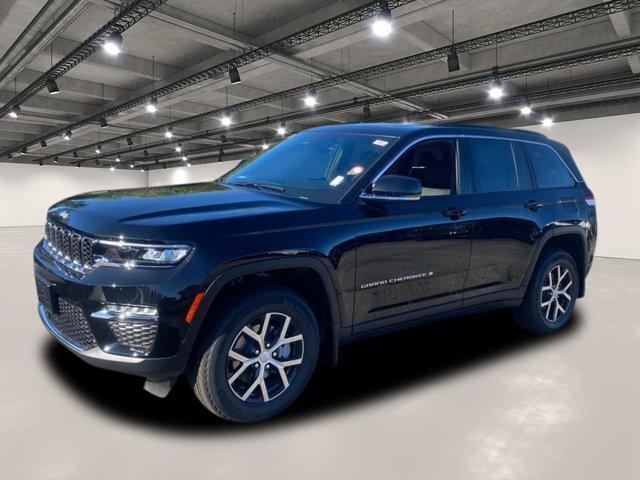 new 2025 Jeep Grand Cherokee car, priced at $47,636
