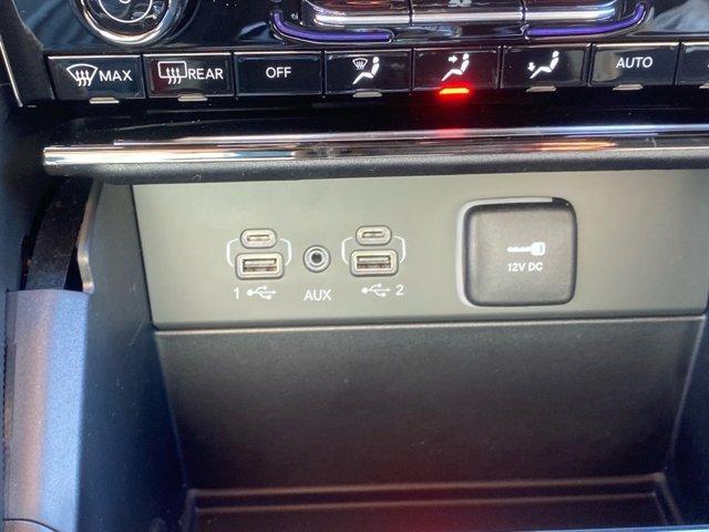 new 2025 Jeep Grand Cherokee car, priced at $47,636