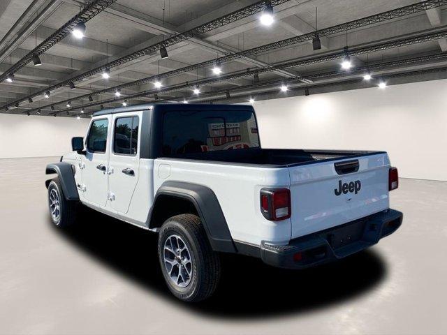 new 2025 Jeep Gladiator car, priced at $44,233