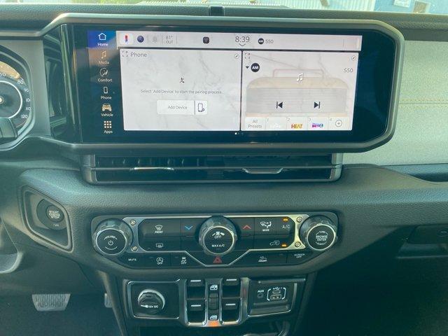 new 2025 Jeep Gladiator car, priced at $44,233
