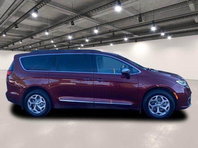 used 2022 Chrysler Pacifica car, priced at $29,995