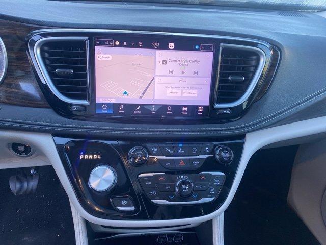 used 2022 Chrysler Pacifica car