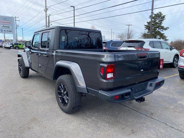 used 2022 Jeep Gladiator car, priced at $34,796