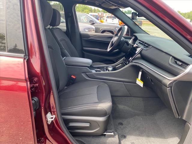 new 2024 Jeep Grand Cherokee car, priced at $41,149