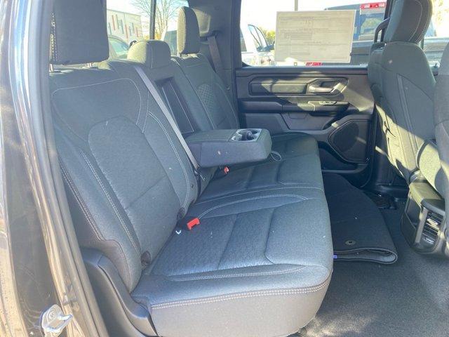 new 2025 Ram 1500 car, priced at $41,572