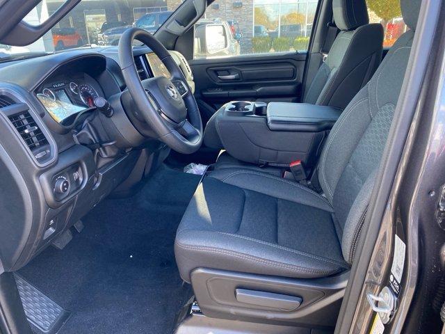 new 2025 Ram 1500 car, priced at $41,572