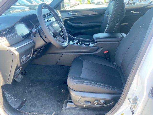 new 2025 Jeep Grand Cherokee L car, priced at $42,834