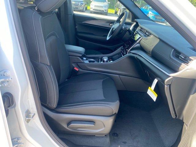 new 2025 Jeep Grand Cherokee L car, priced at $42,834