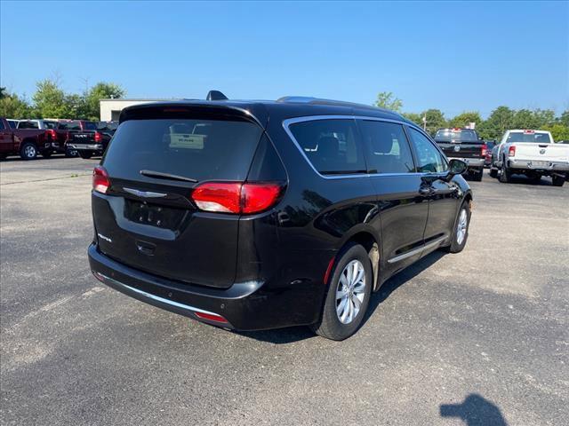 used 2020 Chrysler Pacifica car, priced at $13,312