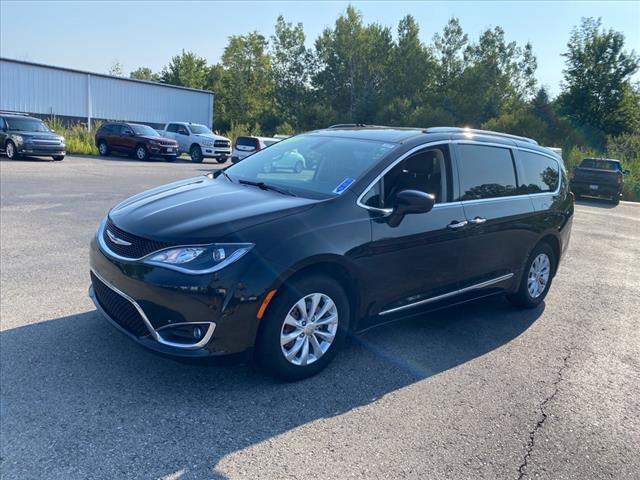 used 2020 Chrysler Pacifica car, priced at $13,312