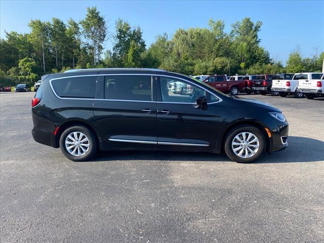 used 2020 Chrysler Pacifica car, priced at $13,312