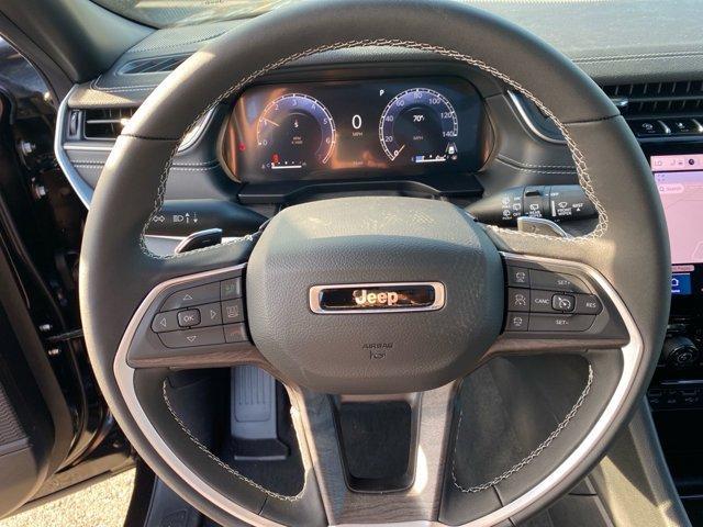 new 2025 Jeep Grand Cherokee car, priced at $47,136