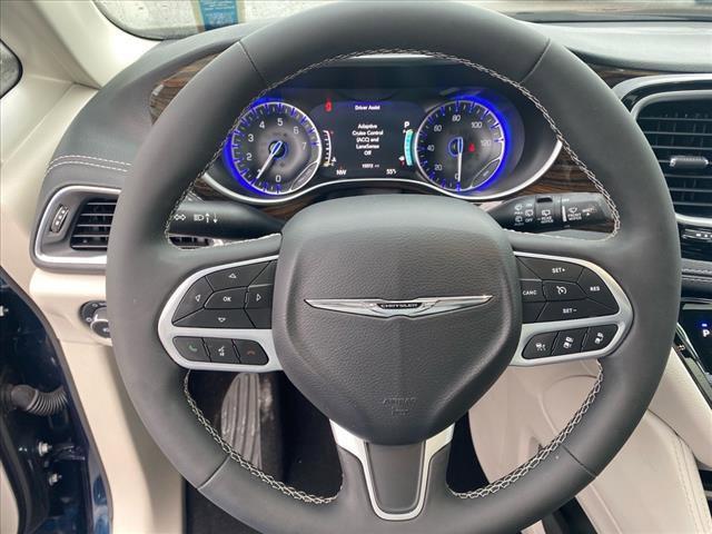used 2023 Chrysler Pacifica car, priced at $40,768