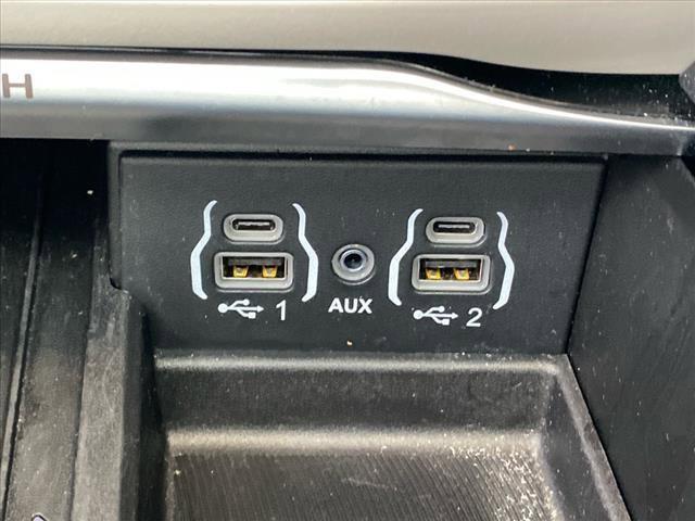 used 2023 Chrysler Pacifica car, priced at $40,768