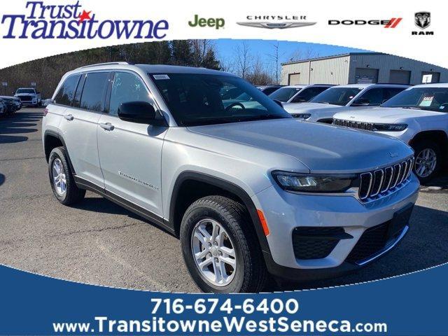 new 2025 Jeep Grand Cherokee car, priced at $40,720