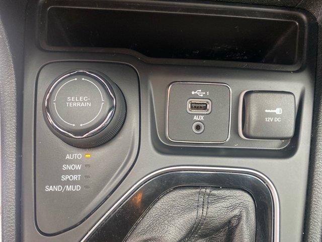 used 2022 Jeep Cherokee car, priced at $28,898