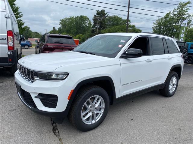 new 2024 Jeep Grand Cherokee car, priced at $40,613