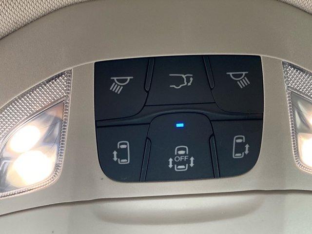 used 2023 Chrysler Pacifica car, priced at $41,117