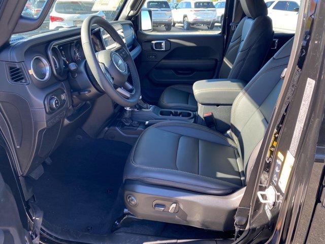 new 2025 Jeep Gladiator car, priced at $50,065