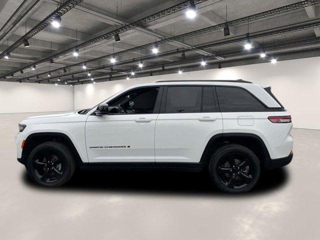 used 2023 Jeep Grand Cherokee car, priced at $32,606