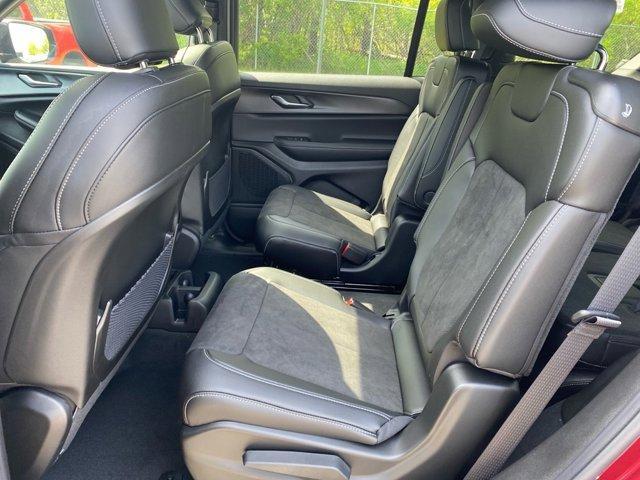new 2025 Jeep Grand Cherokee L car, priced at $45,572