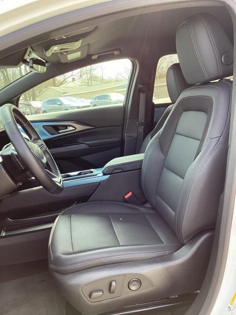 used 2024 Chevrolet Equinox EV car, priced at $29,990
