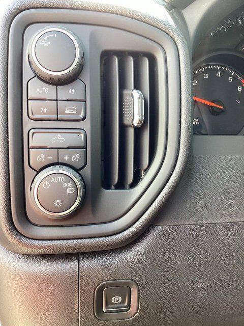 new 2025 Chevrolet Silverado 1500 car, priced at $46,023