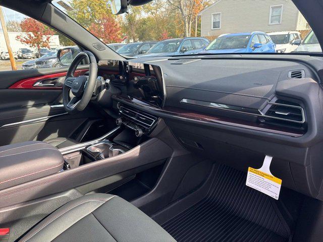 new 2026 Chevrolet Traverse car, priced at $53,679