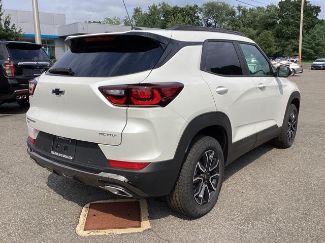 new 2025 Chevrolet TrailBlazer car, priced at $32,497