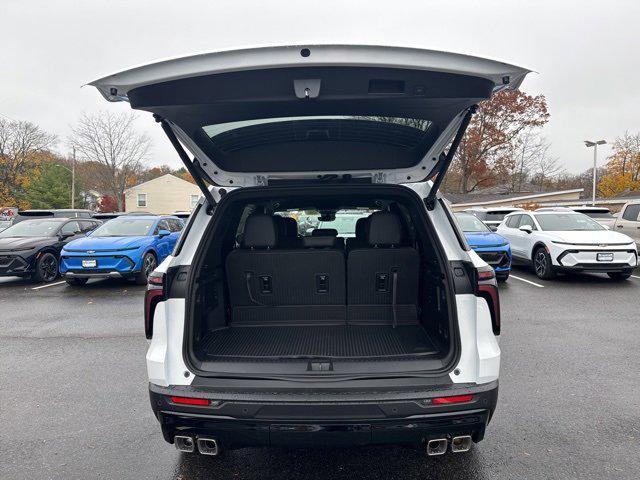 new 2026 Chevrolet Traverse car, priced at $46,424