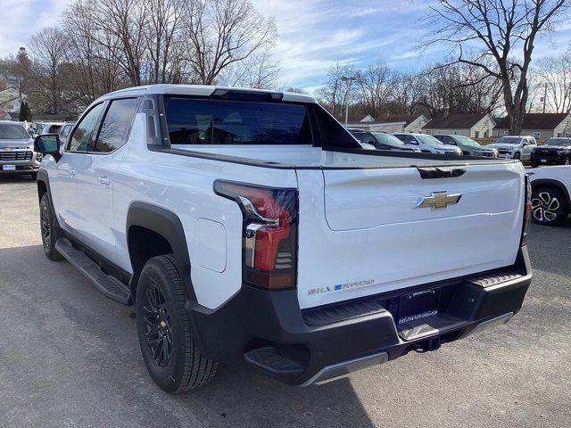 new 2025 Chevrolet Silverado EV car, priced at $70,832