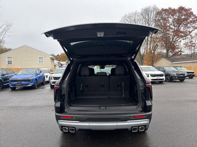 new 2026 Chevrolet Traverse car, priced at $57,649