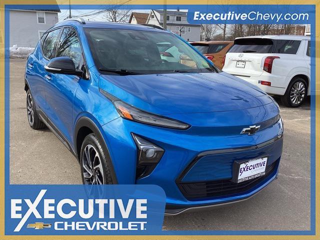 used 2022 Chevrolet Bolt EUV car, priced at $23,797