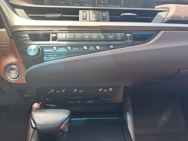 used 2021 Lexus ES 250 car, priced at $29,746