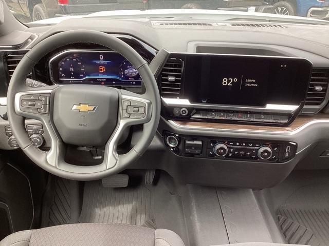 new 2024 Chevrolet Silverado 1500 car, priced at $51,263