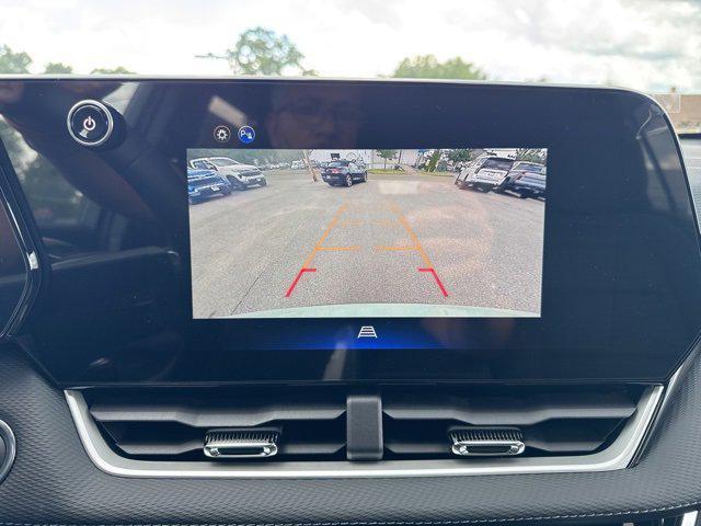 new 2026 Chevrolet Equinox car, priced at $28,795