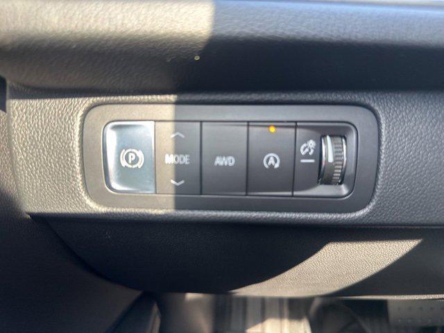 new 2026 Chevrolet Traverse car, priced at $45,970