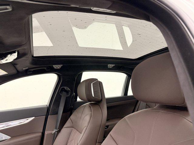 new 2025 BMW 760 car, priced at $134,985
