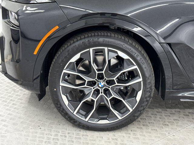 new 2025 BMW X7 car, priced at $118,680
