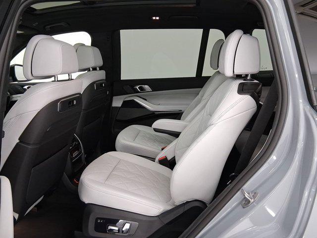 new 2026 BMW X7 car, priced at $99,275
