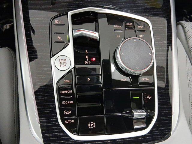 new 2026 BMW X7 car, priced at $99,275