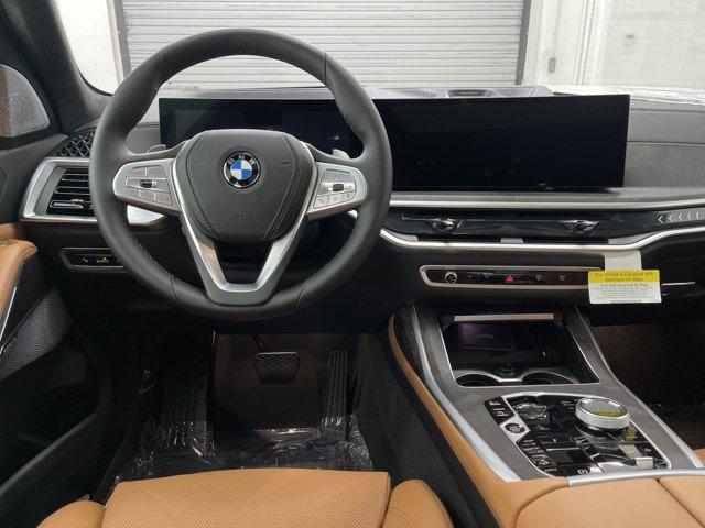 new 2025 BMW X7 car, priced at $98,350