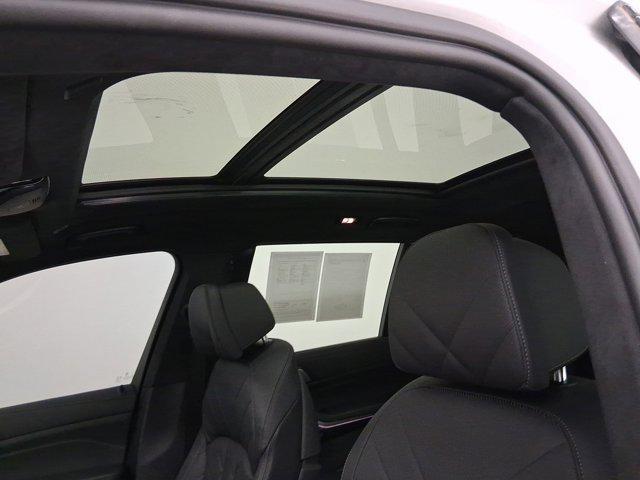 used 2023 BMW X7 car, priced at $68,298