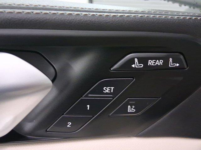 new 2026 BMW X7 car, priced at $91,615